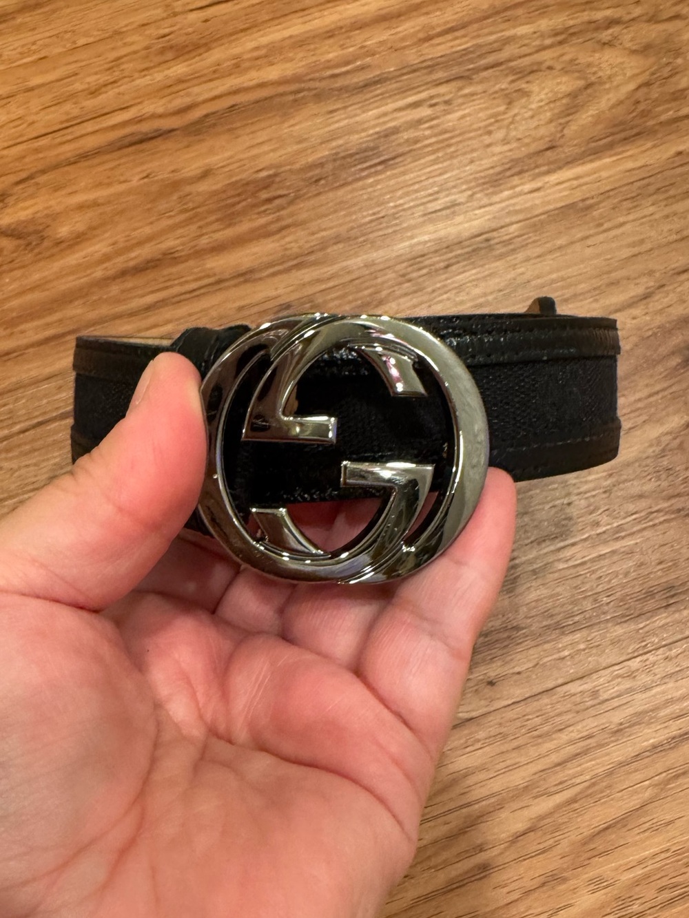 Pre loved Gucci Black Leather Double G Buckle Belt